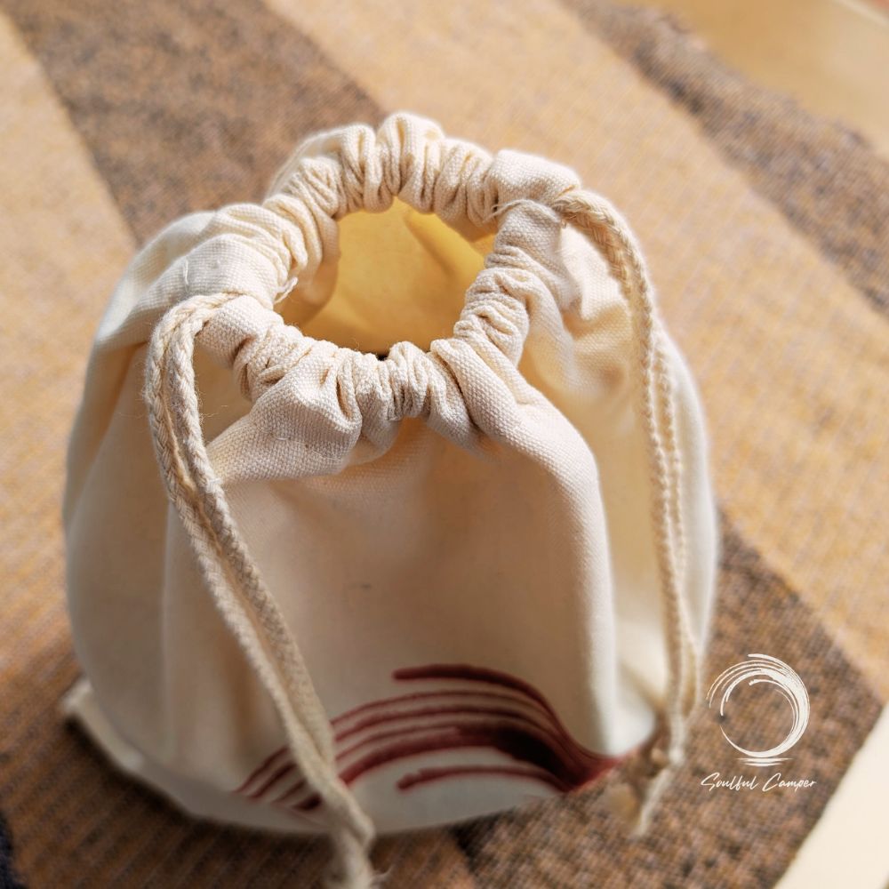 soulful-camper-canvas-bag-top-view-drawstring Top view of Soulful Camper drawstring bag with rustic rope closure